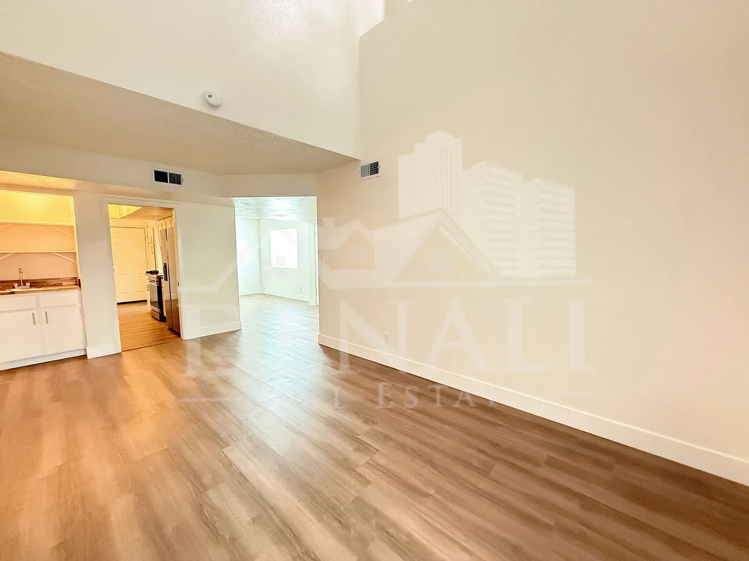 2 bed, 2.0 bath, 1651 sqft, $1,995 — Photo 4