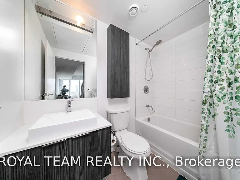 68 Shuter St #1502 — Photo 3