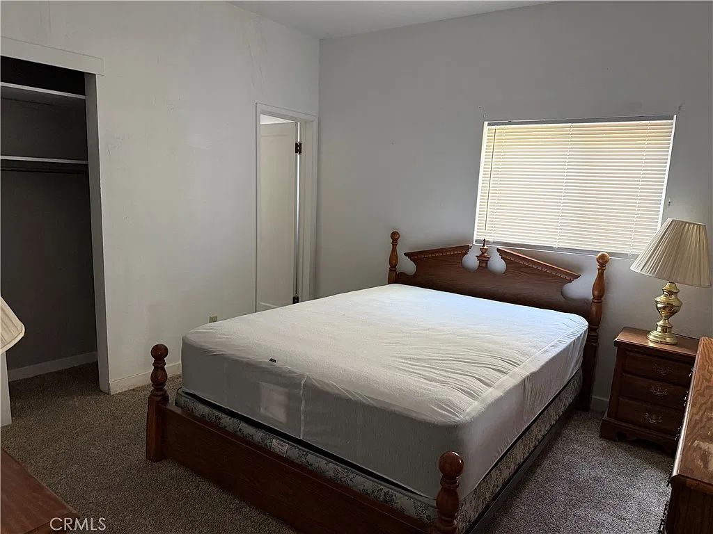 3 bed, 2000 sqft, $1,800 — Photo 4