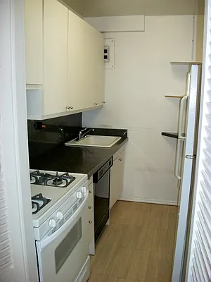 Sold by Manhattan Network Inc. | media 13