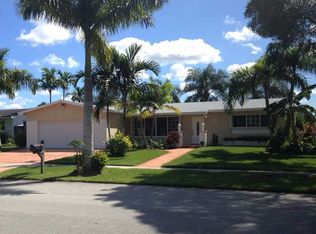 1811 NW 114th Ave, Pembroke Pines, FL 33026