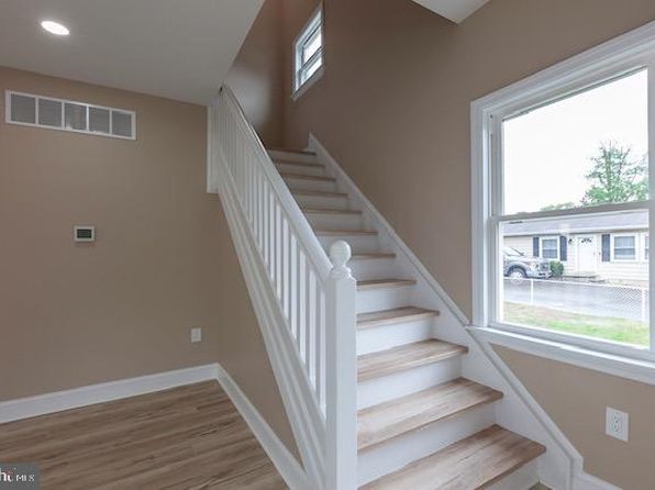 857 New Jersey Ave, Deptford, NJ 08096