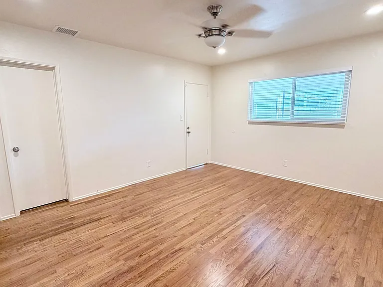 4603 Tivoli St — Photo 8