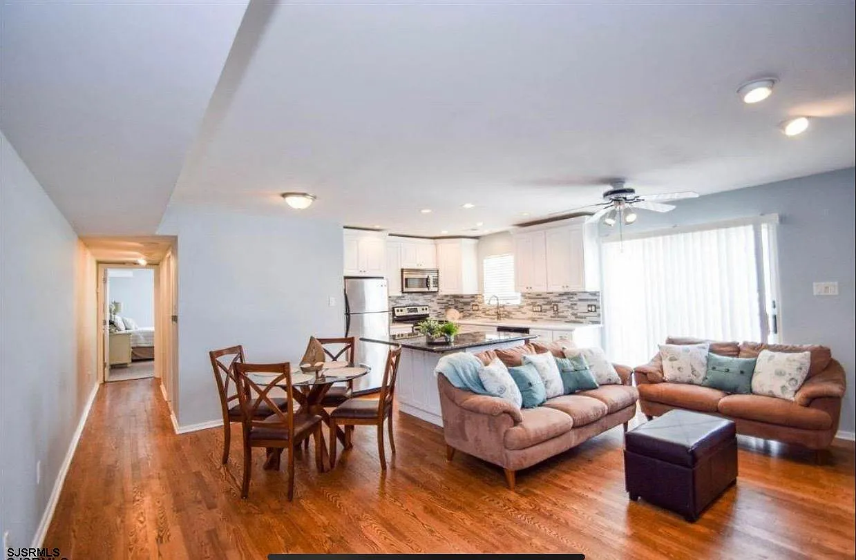 2 bed, 2.0 bath, $37,000 — Photo 2