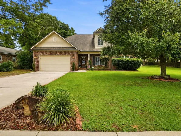 638 Country Club Ave NE, Fort Walton Beach, FL 32547