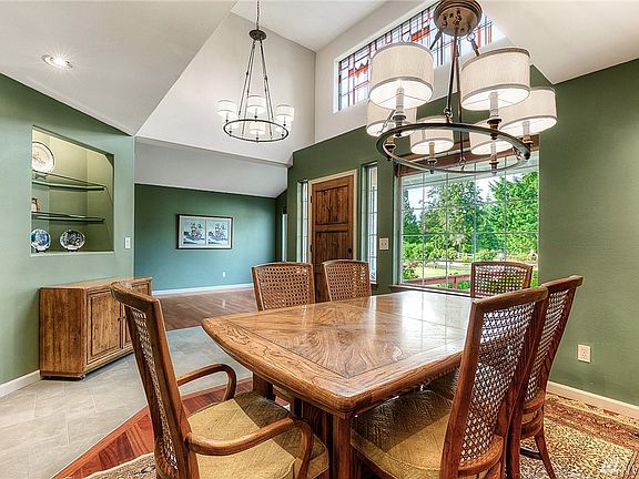 4th image of 28705 SE 258th St