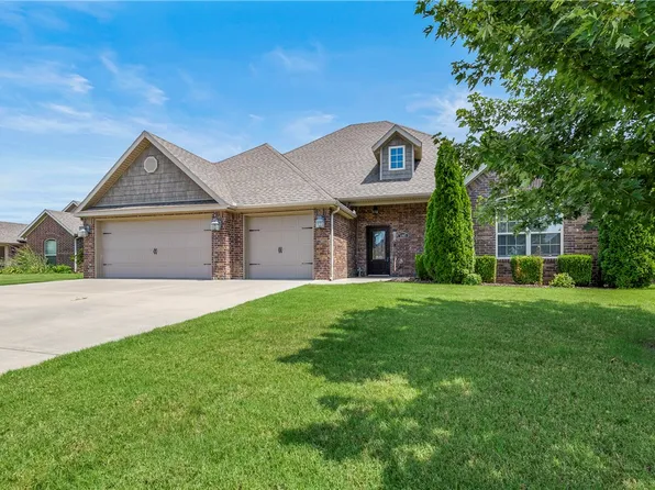 5805 S 67th St, Cave Springs, AR 72718