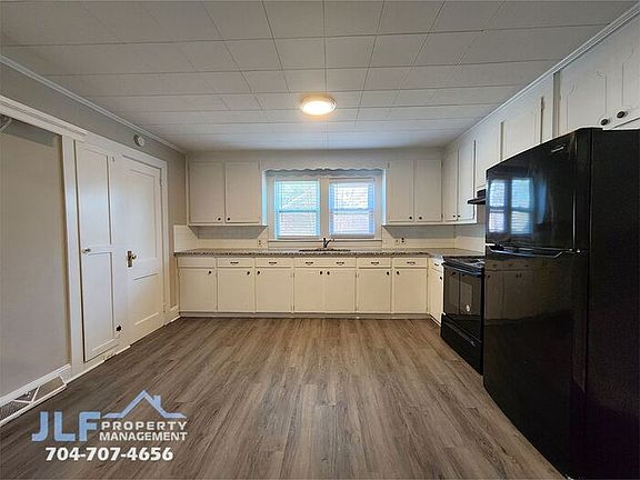 4th image of 29 Willowbrook Dr NW