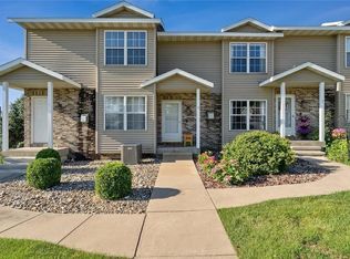 975 33rd Ave APT 2, Marion, IA 52302
