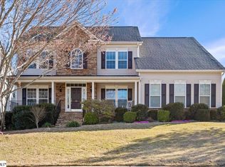 107 Wynterhall Dr, Simpsonville, SC 29681