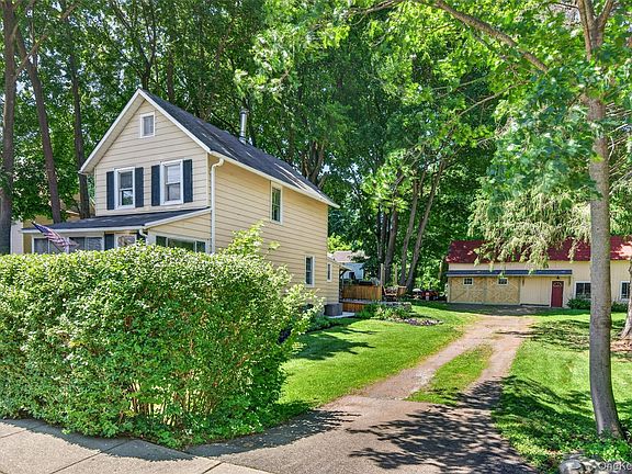 2nd image of 17 Valley Avenue