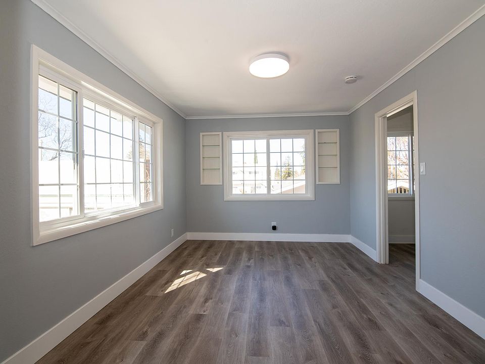 1st image of 1392 Magnolia Ave #2