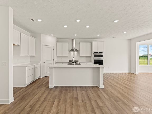 3rd image of 107 Autumn Maple Ln