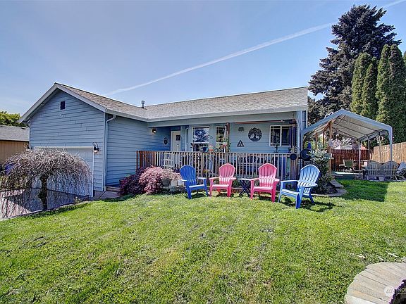 2nd image of 4120 NE 64th Avenue