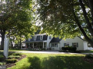 203 Glen Hope Rd, Oxford, PA 19363