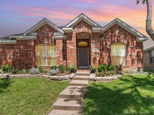 17924 Brent Dr, Dallas, TX 75287