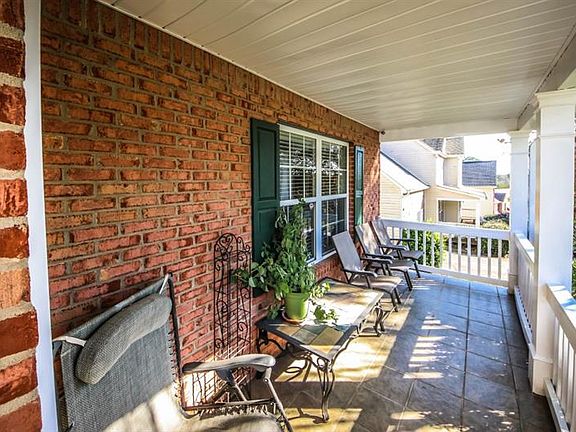 2nd image of 1313 River Club Dr NE