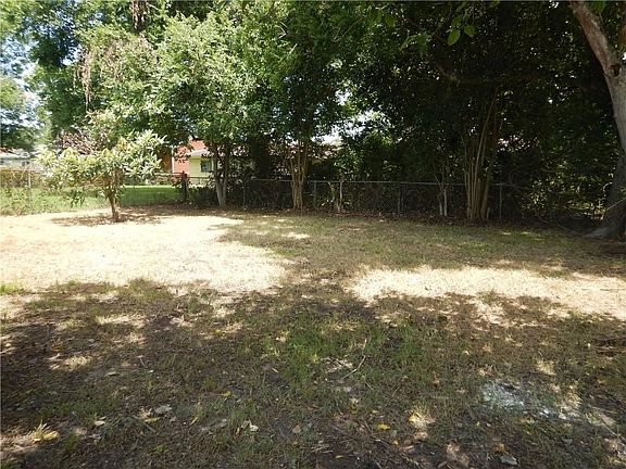 4th image of 2940 Preston Pl