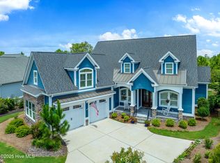 3688 Emerson Dr, Southport, NC 28461