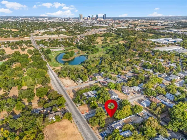 2501 E Vickery Blvd, Fort Worth, TX 76105