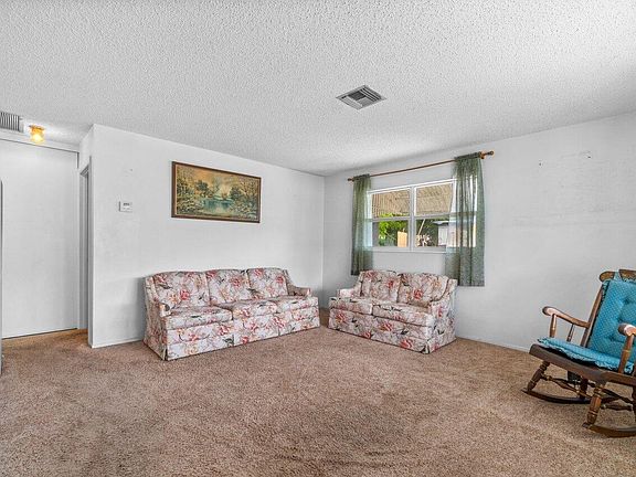 4th image of 9147 Reed Drive