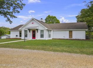 101 Lakeview Rd, Brandon, MS 39047