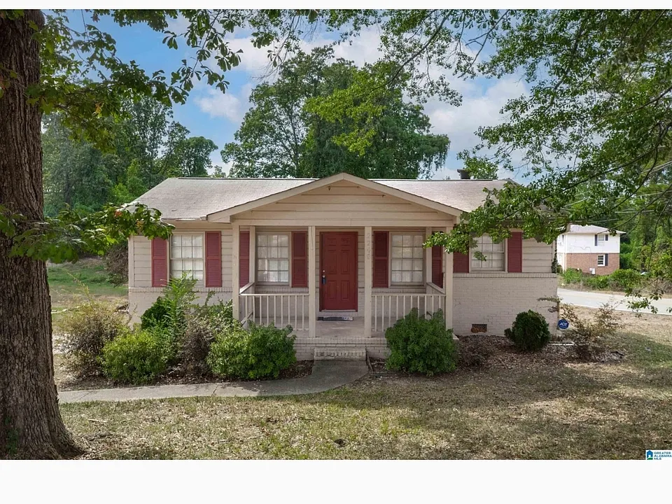 2248 1st Pl NW