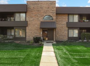 1412 N Sterling Ave UNIT 102, Palatine, IL 60067