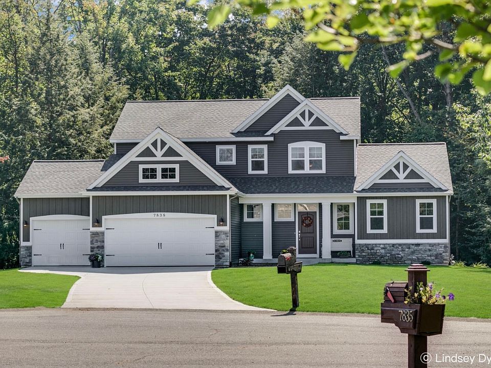 1st image of 7838 Queenie Court