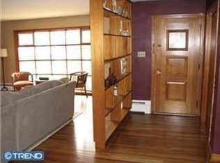 242 Kimbel Dr, Phoenixville, PA 19460