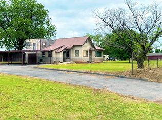 1803 Orient Ave, Clinton, OK 73601