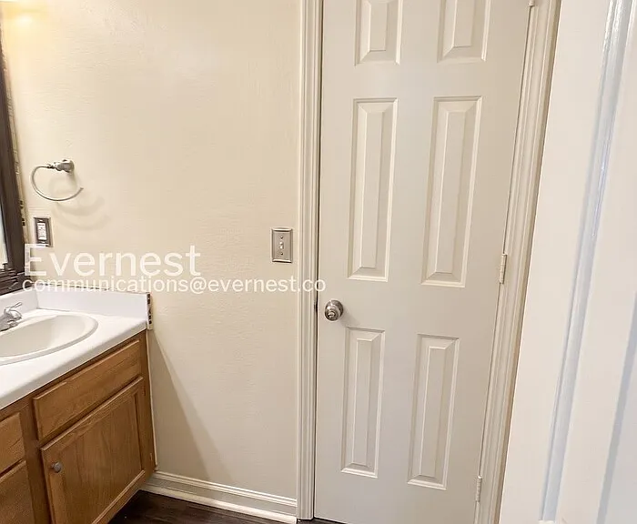 1592 King James Dr — Photo 25