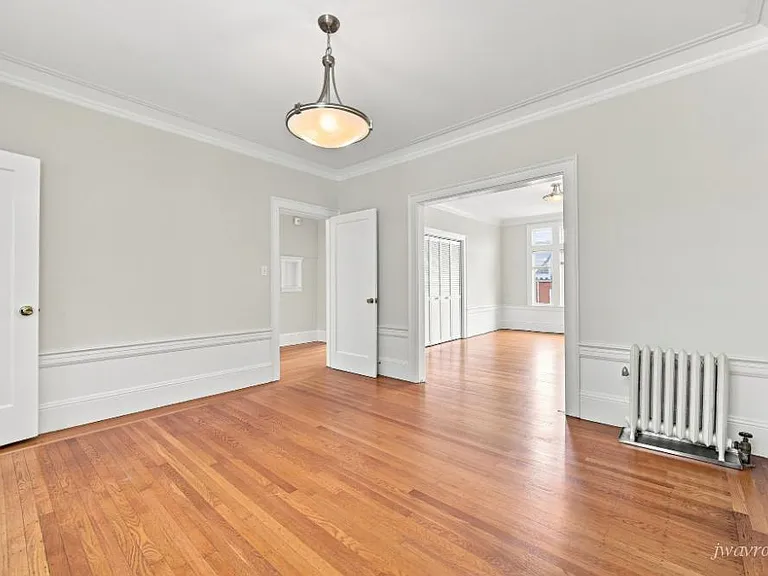 2255 Lake St #9 — Photo 4