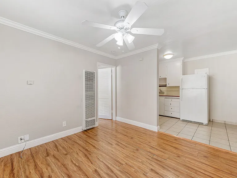 325 E William St #6 — Photo 11