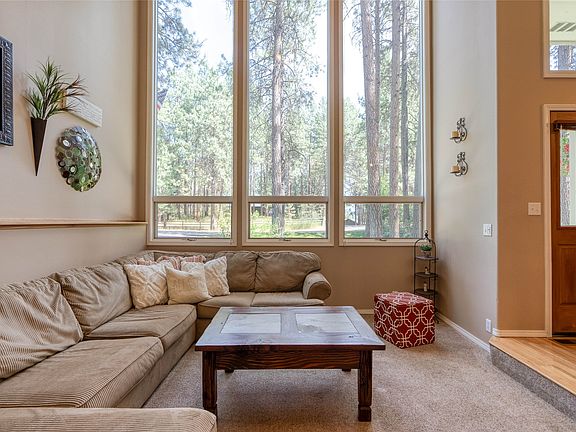3rd image of 393 Ponderosa Ln