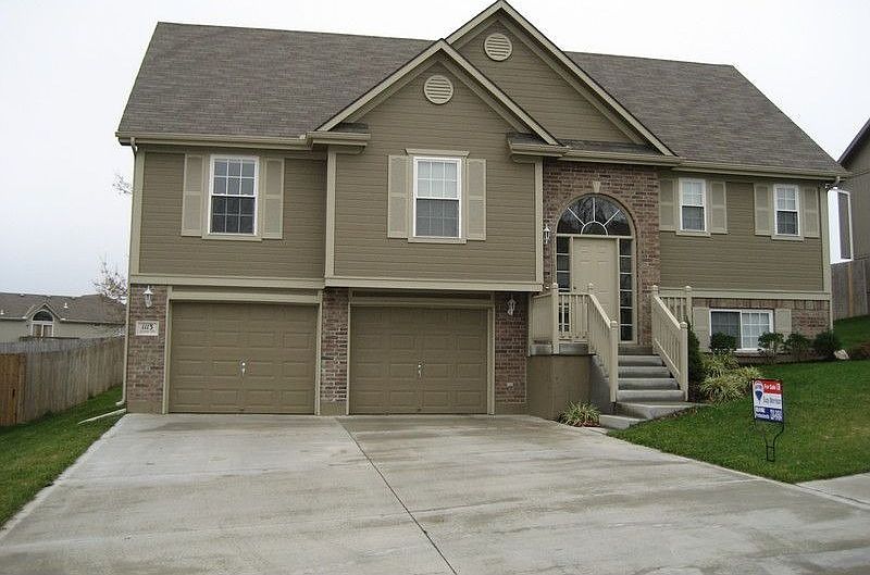 1st image of 1113 NW Scenic Dr