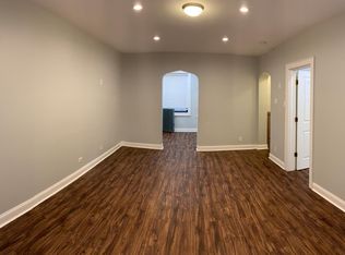 10633 S Hale Ave APT 2E, Chicago, IL 60643