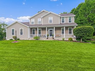 3 Merrimac St, New Hartford, NY 13413