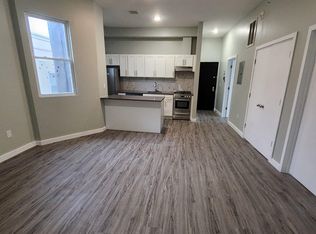 96 Clinton Ave #402, Newark, NJ 07114