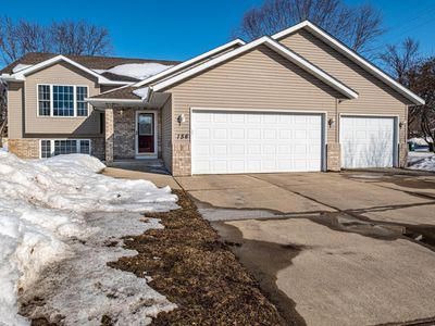 156 Cedar Dr S, Lester Prairie, MN, 55354
