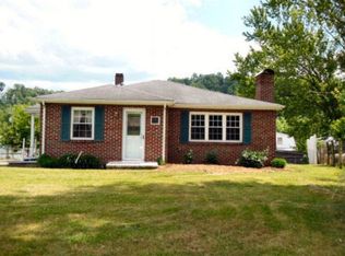 190 Seven Mile Ford Rd, Marion, VA 24354