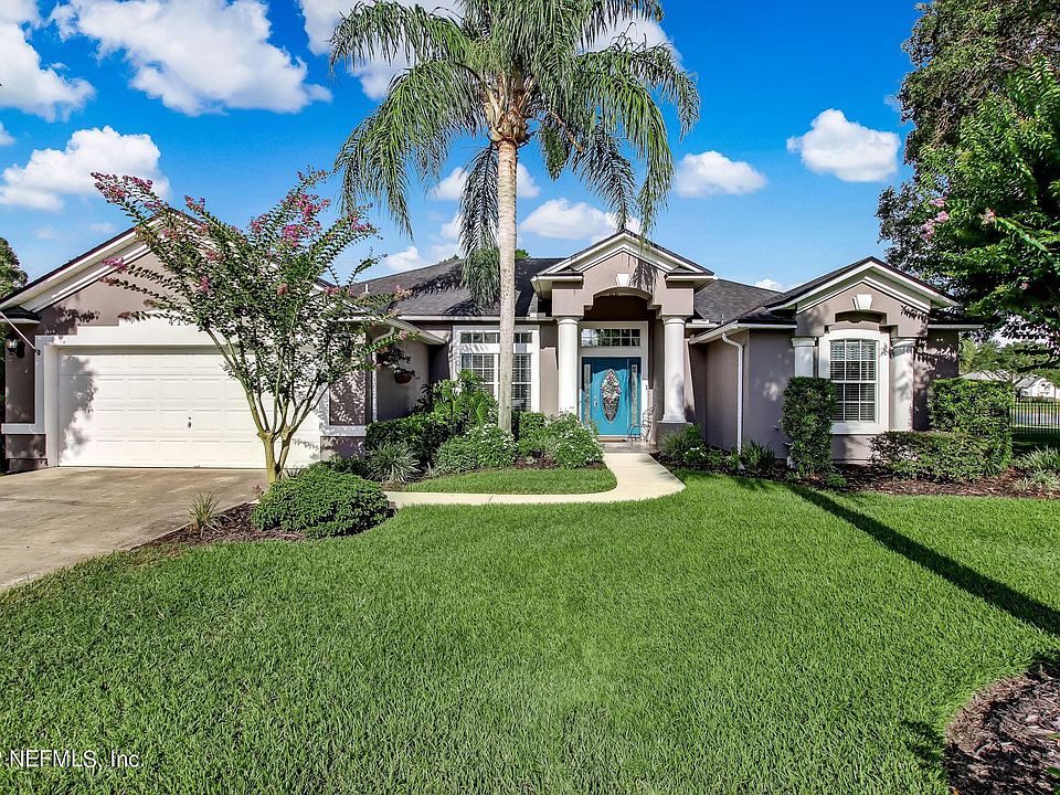 1st image of 413 Cancun Ct