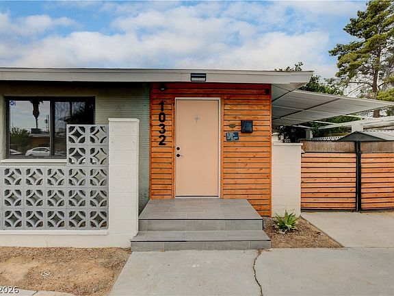 4th image of 1032 Howard Dr
