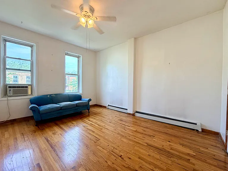 1340 Jefferson Ave #2 — Photo 8