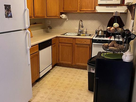 4th image of 1227 S Harlem Ave APT 207