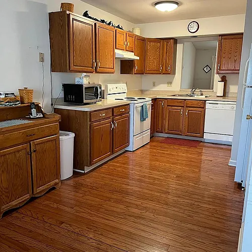 130 Imperial Ct Photo 1