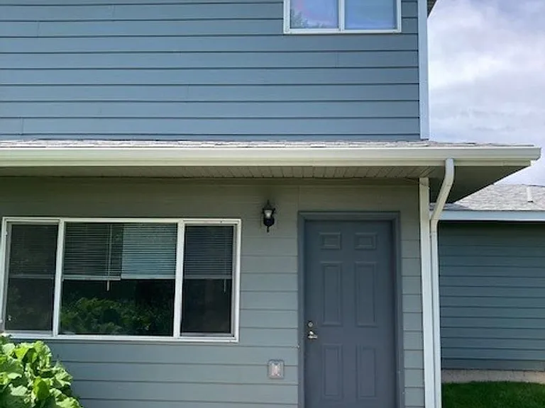 Oak Street Town Homes — Photo 25