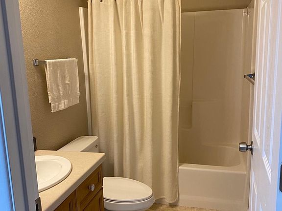 3rd image of 6450 Cerros Grandes Dr