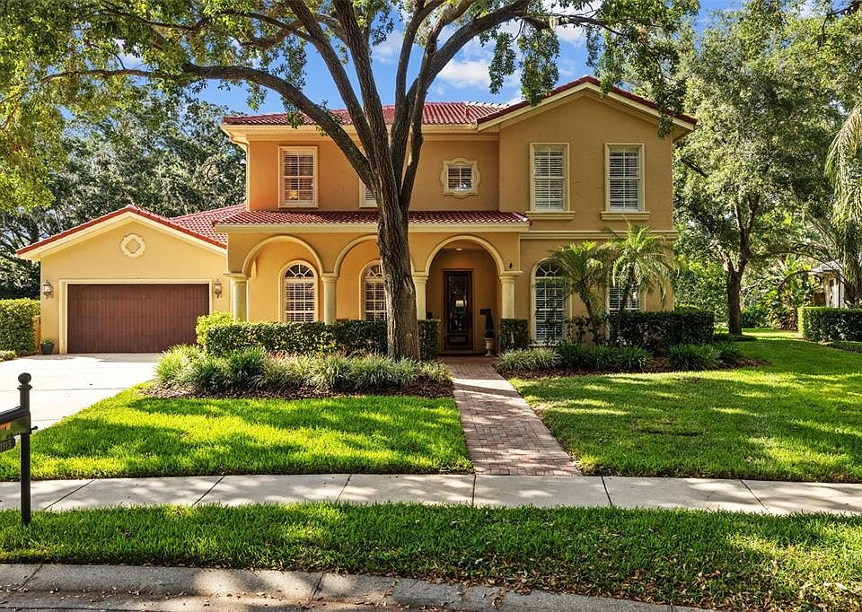 1st image of 1915 Floresta View Dr