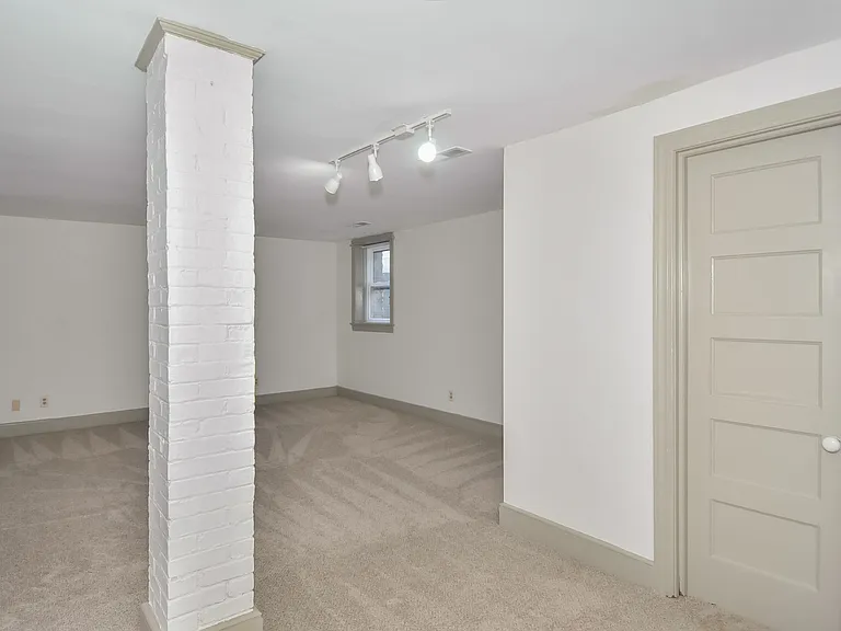 1200 E Broadway #1B — Photo 13